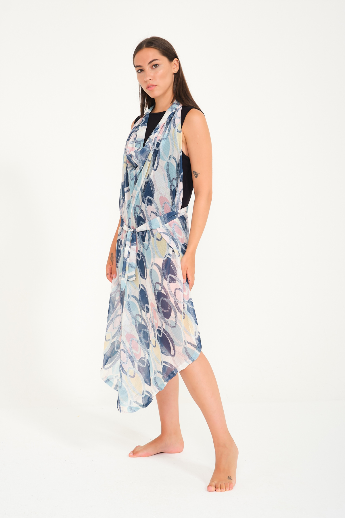 Mavi Tonlar Desenli Pantolon ve Elbise Özellikli Kemerli Tül Pareo