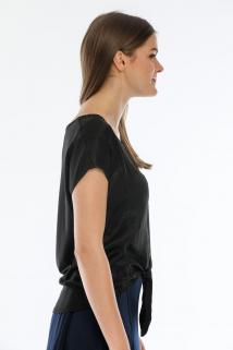 Siyah Kuşaklı Bluz